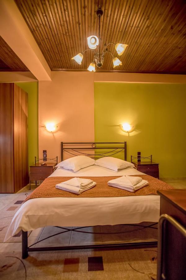 Kynthia Guesthouse Neochori  Exterior photo